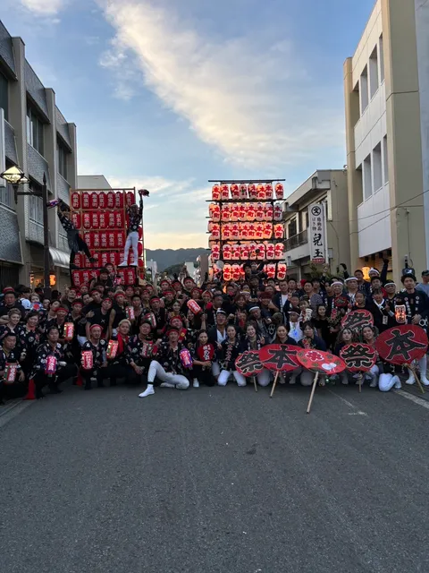 根来町と本町の合同の集合写真。